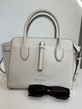 Bvlgari White Pebbled Leather Top Handle Crossbody Bag Structured Satchel Italy